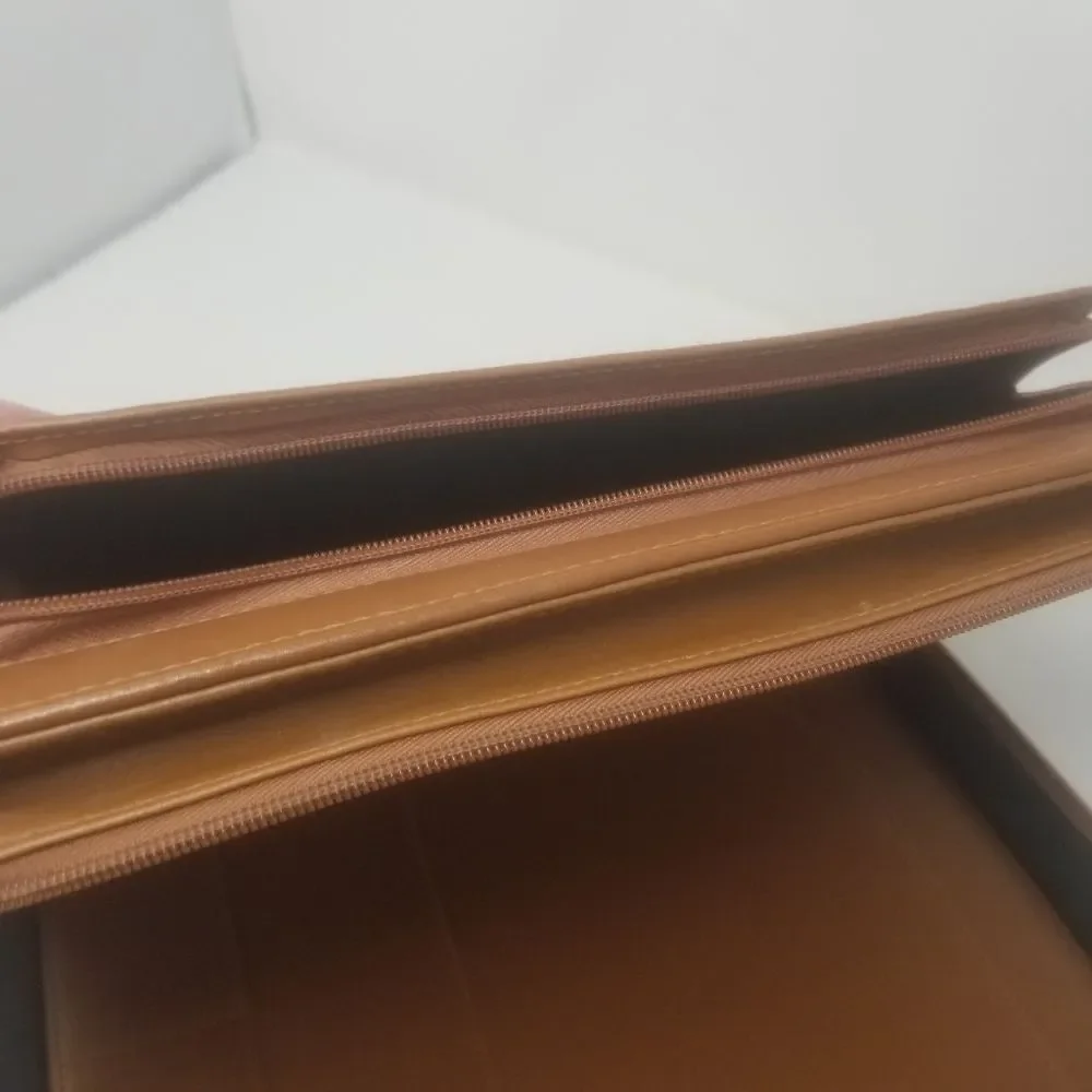 Worldmark By Trendwest Camel Brown Faux Leather Binder Portfolio Laptop Case